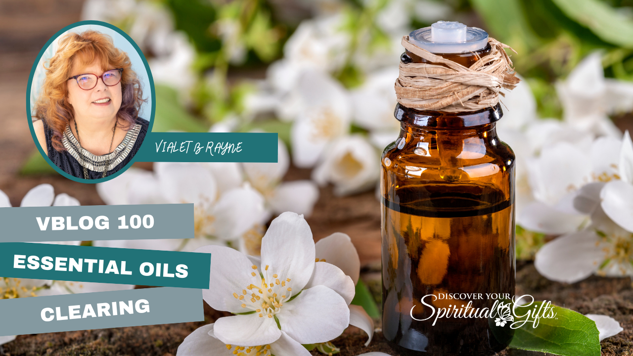 ESSENTIAL OILS: Connect with Oils for CLEARING